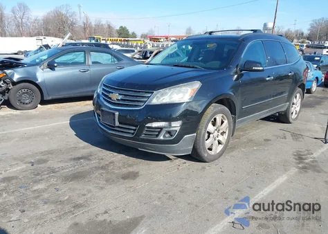 2017 Chevrolet Traverse Premier z USA, uszkodzony, nr VIN 1GNKVJKD4HJ309662